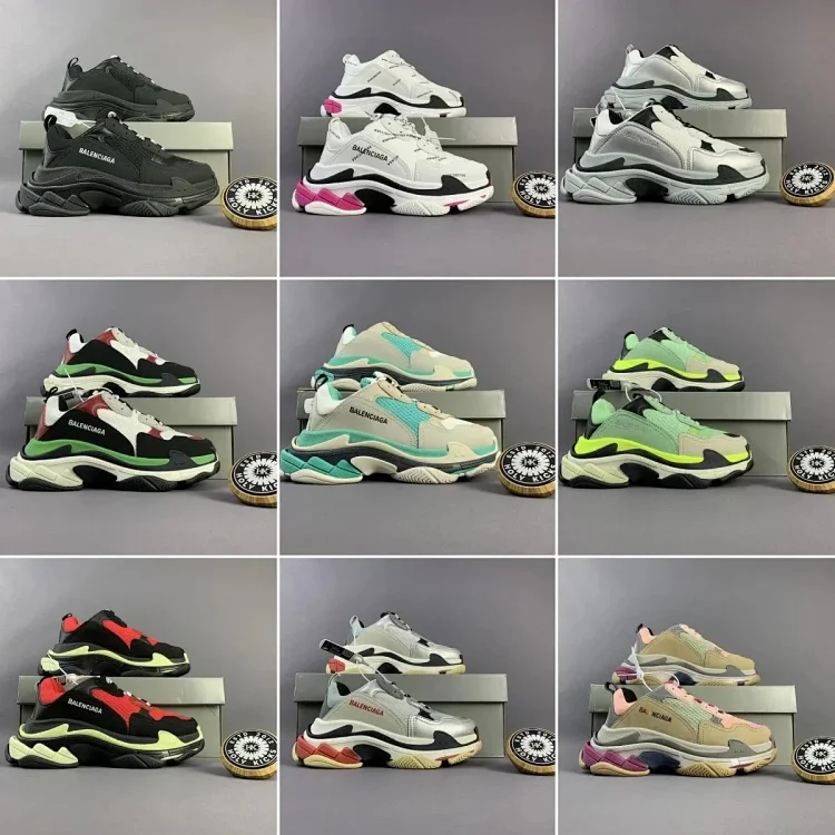 Balenciaga Triple S حذاء رياضي