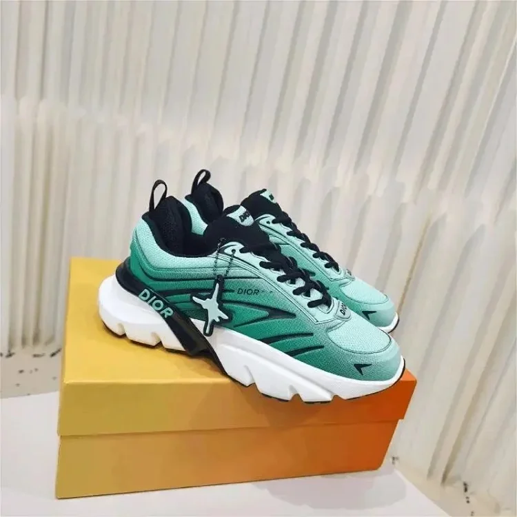 B44 Blade Sneakers