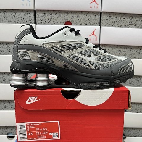 TOP Supreme x Nike Shox Ride 2 SP Sneakers